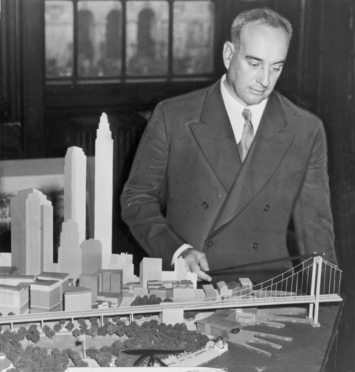 Robert Moses: The Unelected Master Planner